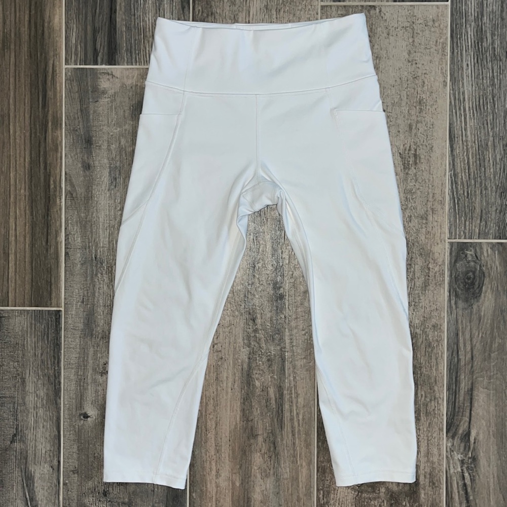 Athleta High Waisted Cropped Leggings